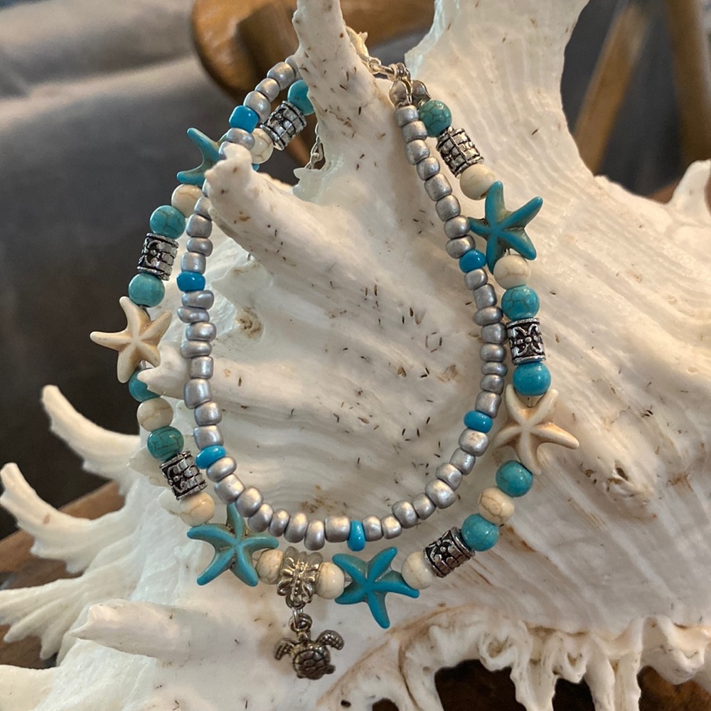 Silver and turquoise bracelet